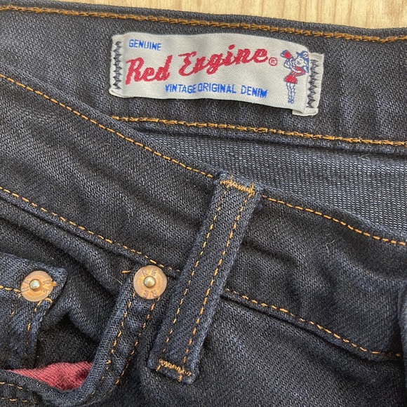 Red Engine Dark Wash Flare Leg Jeans Size 30/10 - Picture 5 of 11